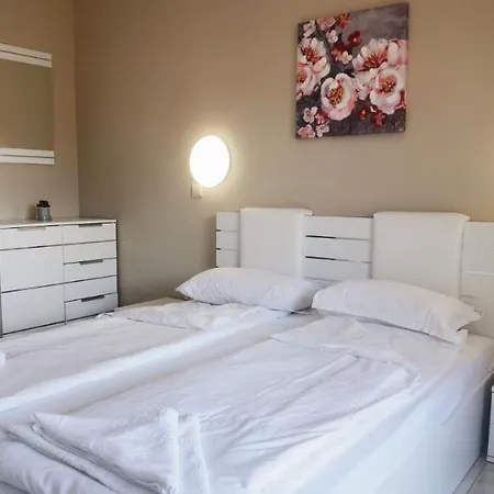 4 Bedroom House - Imperial Heights - - Sonnenstrand 別荘