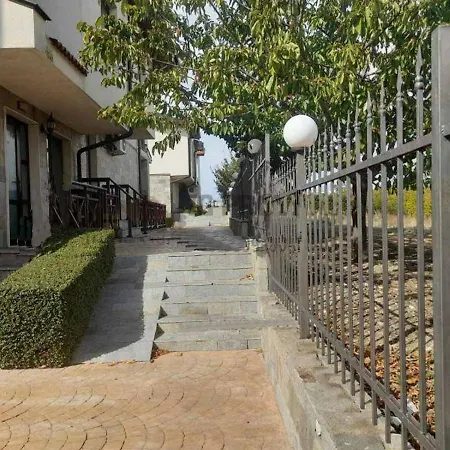 4 Bedroom House - Imperial Heights - - Sonnenstrand 別荘 *
